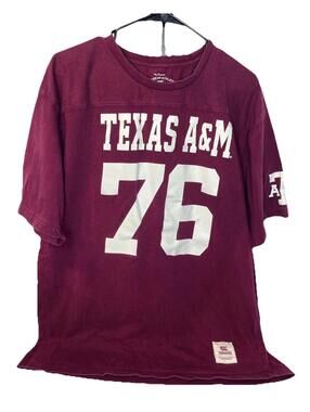 Texas A&M Aggies #76  Men Maroon Colosseum T-Shirt XL